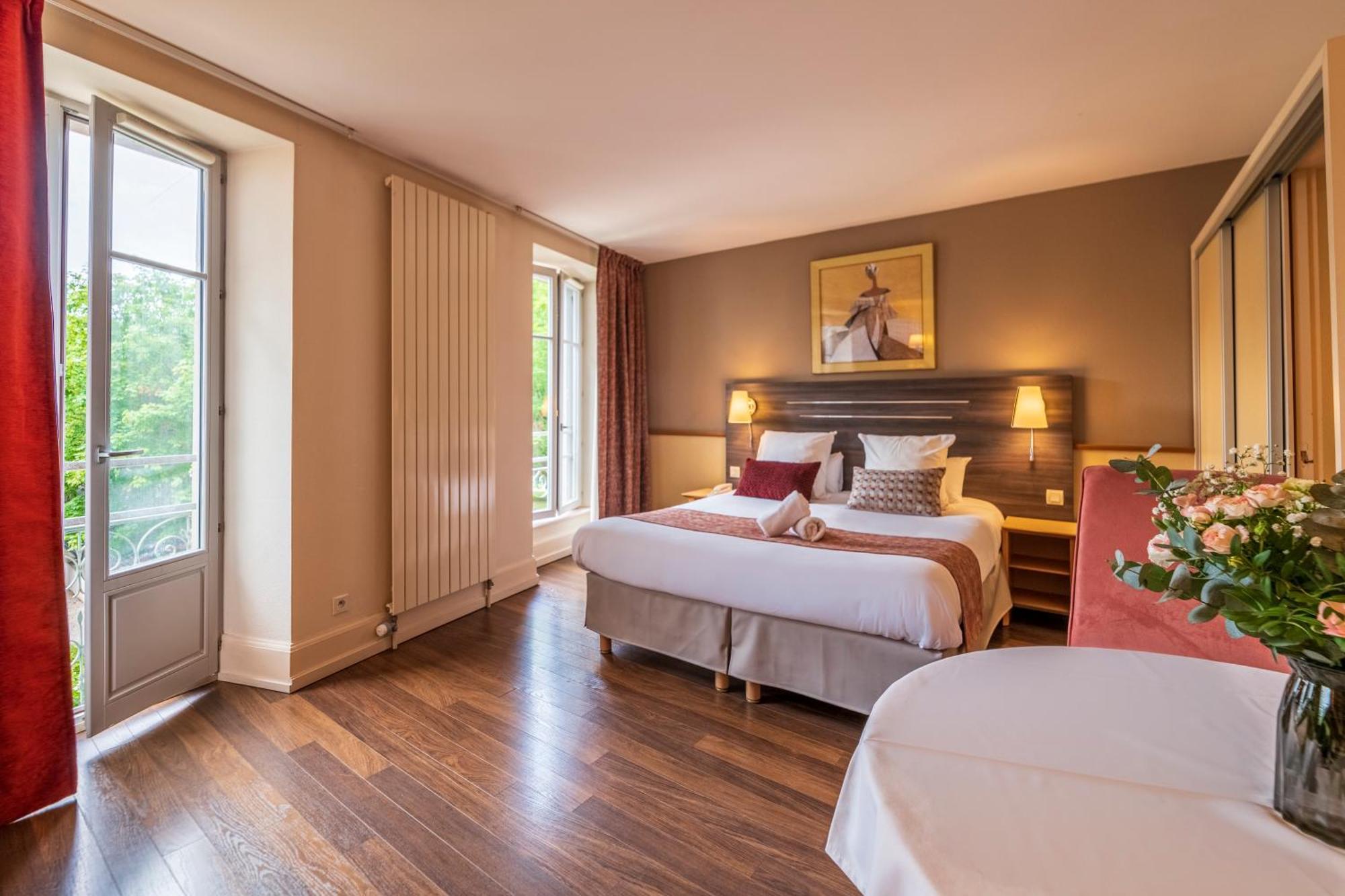 Hotel Cerise - Les Sources Luxeuil-Les-Bains Εξωτερικό φωτογραφία