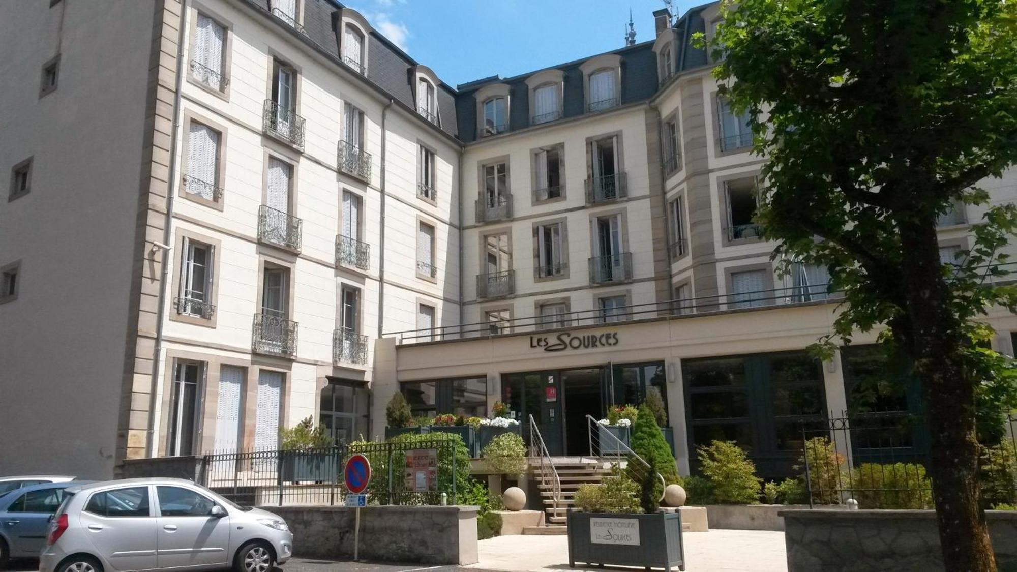 Hotel Cerise - Les Sources Luxeuil-Les-Bains Εξωτερικό φωτογραφία