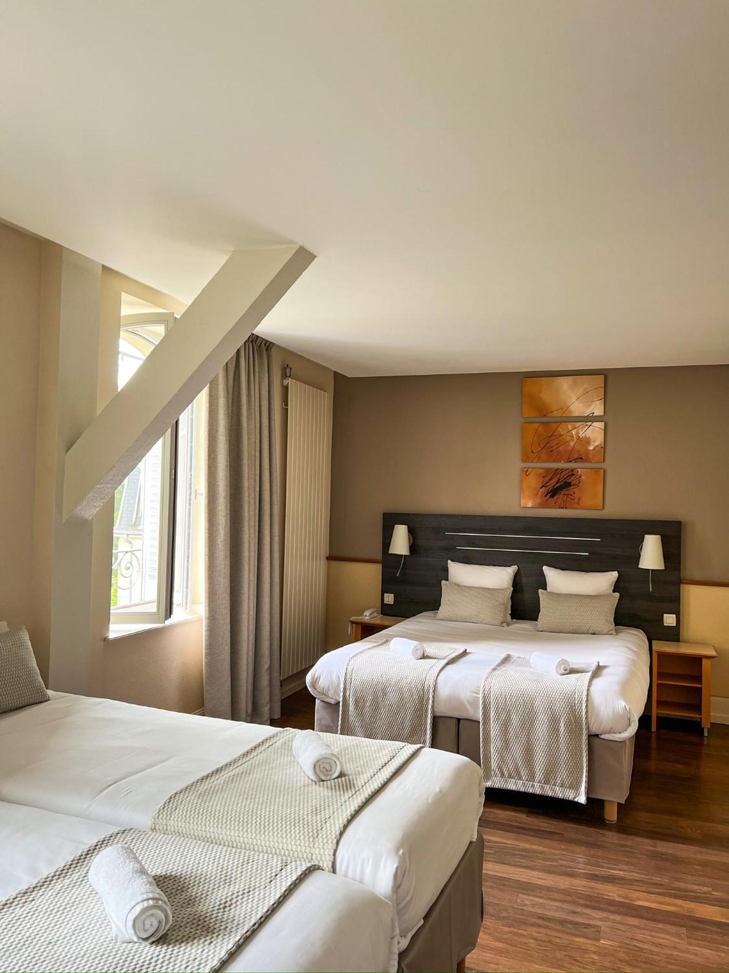 Hotel Cerise - Les Sources Luxeuil-Les-Bains Εξωτερικό φωτογραφία
